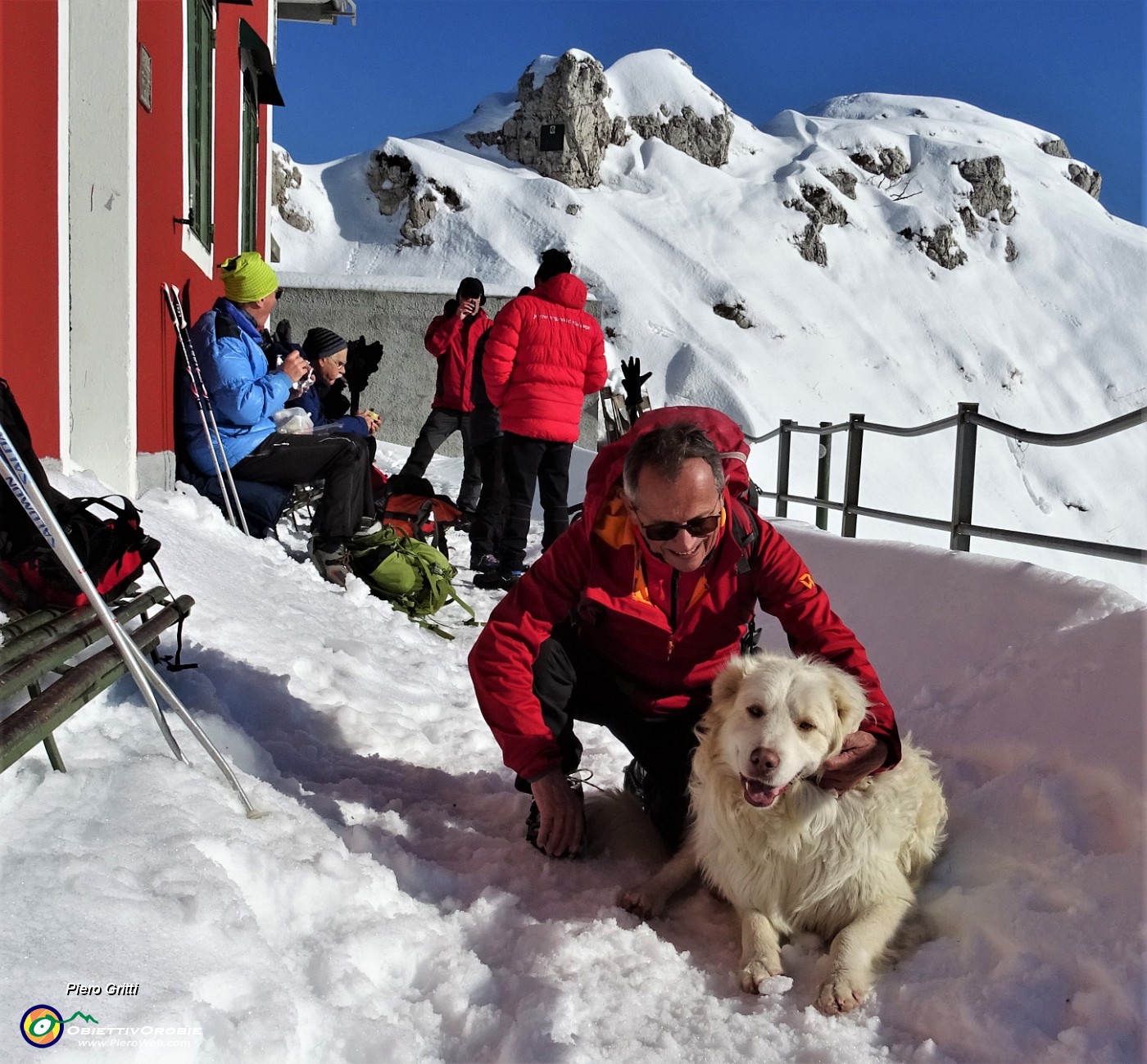 74 E ci facciamo scattare un'altra foto insieme !.JPG -                                